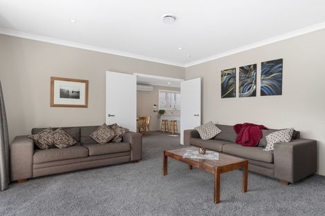 Photo of property in 6 Rochfort Crescent, Pyes Pa, Tauranga, 3112
