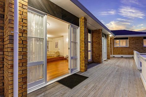 Photo of property in 6 Mahinga Place, Massey, Auckland, 0614