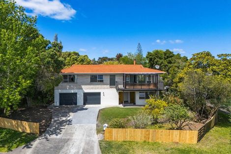 Photo of property in 10 Brunner Road, Glen Eden, Auckland, 0602