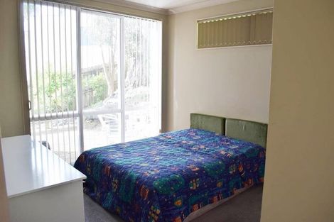 Photo of property in 97 Island Bay Road, Beach Haven, Auckland, 0626