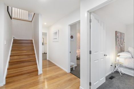 Photo of property in 8 Alfred Street, Northcote Point, Auckland, 0627