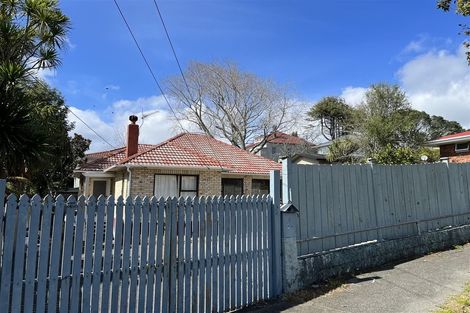 Photo of property in 3 Mccullough Avenue, Papatoetoe, Auckland, 2025