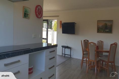 Photo of property in 28 Purnell Street, College Estate, Whanganui, 4500