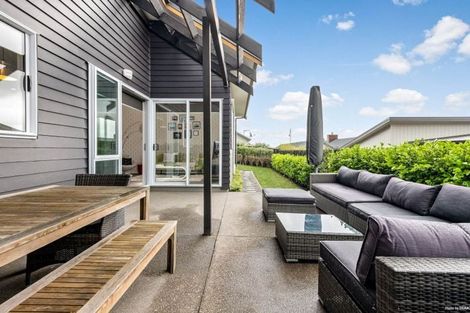 Photo of property in 3 Woolshed Lane, Pukekohe, 2120