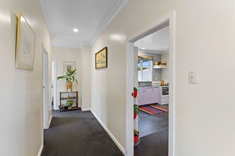 Photo of property in 38 Kirk Street, Otaki, 5512