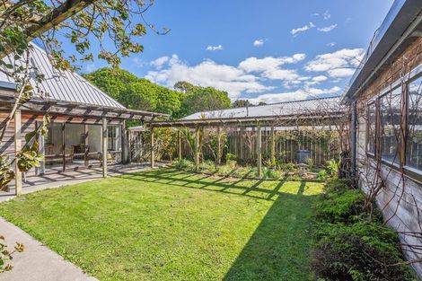Photo of property in 35 Oriwa Crescent, Otaki, 5512