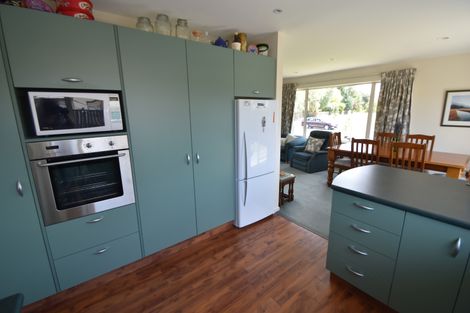 Photo of property in 19 Benmore Place, Omarama, 9412