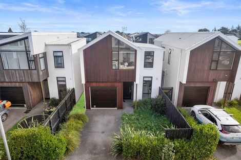 Photo of property in 3 Courage Road, Papakura, 2110