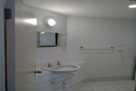 Photo of property in 4/15h Auburn Street, Takapuna, Auckland, 0622