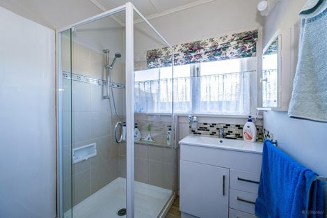 Photo of property in 56 Rhodes Street, Waimate, 7924