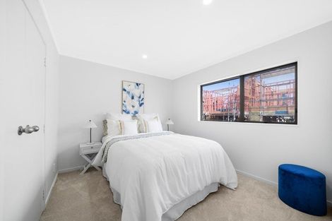 Photo of property in 2/64 Weymouth Road, Manurewa, Auckland, 2102