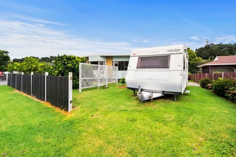 Photo of property in 8a Carr Street, Te Kamo, Whangarei, 0112