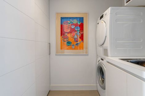 Photo of property in Clyde Quay Wharf, 1a/7 Clyde Quay Wharf, Te Aro, Wellington, 6011