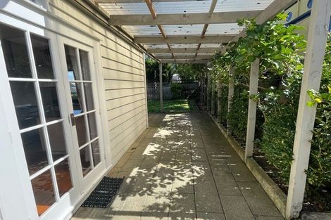 Photo of property in 15a Sarawia Street, Newmarket, Auckland, 1052