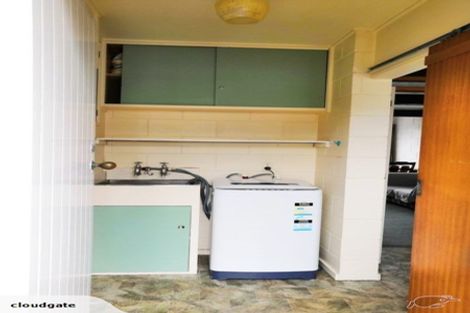 Photo of property in Lynbrae Court Flats, 20/4 Dr Taylor Terrace, Johnsonville, Wellington, 6037