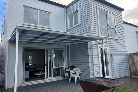 Photo of property in 29 Ambar Ridge Avenue, Massey, Auckland, 0614