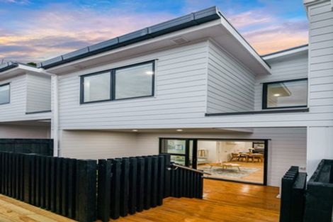 Photo of property in 5/29 Tudor Road, Henderson, Auckland, 0610