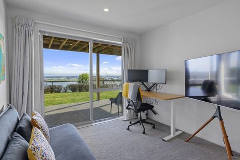 Photo of property in 12 Marama Crescent, Mount Pleasant, Christchurch, 8081