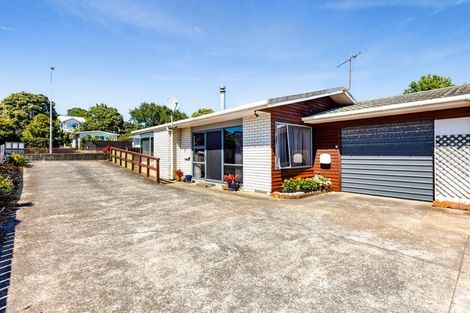 Photo of property in 65 Northgate, Strandon, New Plymouth, 4312