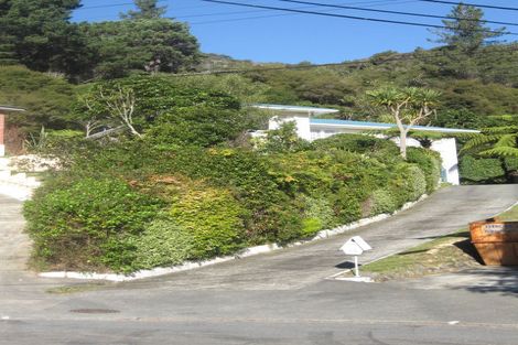 Photo of property in 24 James Grove, Stokes Valley, Lower Hutt, 5019