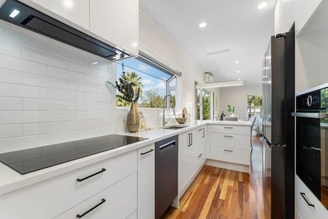 Photo of property in 7 Munstead Place, Hillcrest, Auckland, 0627