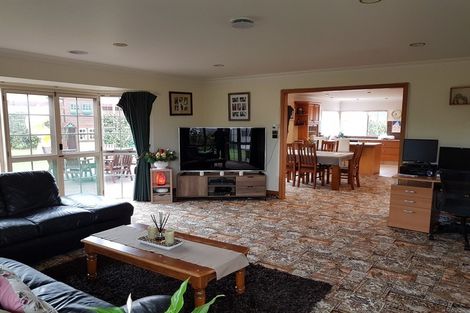 Photo of property in 25 Pohutukawa Drive, Opunake, 4616