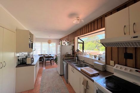 Photo of property in 23 Paton Avenue, Te Atatu South, Auckland, 0610