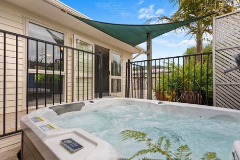 Photo of property in 602 Welcome Bay Road, Welcome Bay, Tauranga, 3175