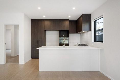 Photo of property in 5 Verde Lane, Rosehill, Papakura, 2113