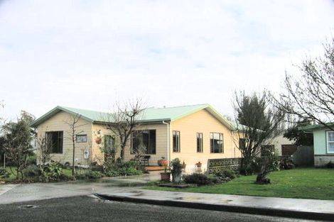 Photo of property in 607 Kaka Street, Camberley, Hastings, 4120