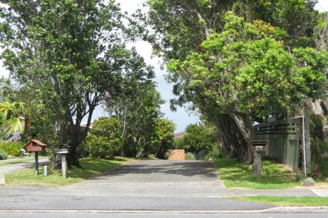 Photo of property in 821 Whangaparaoa Road, Manly, Whangaparaoa, 0930