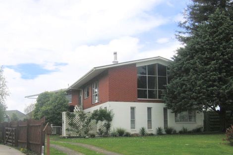 Photo of property in 14 Tumene Drive, Owhata, Rotorua, 3010