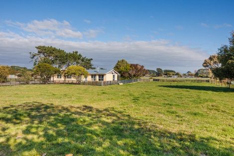 Photo of property in 112 Avenue Road, Foxton, 4891