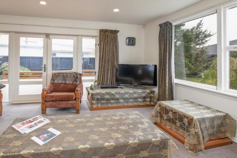 Photo of property in 45 Farquhars Road, Redwood, Christchurch, 8051