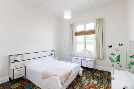 Photo of property in 92 Wood Street, Takaro, Palmerston North, 4410