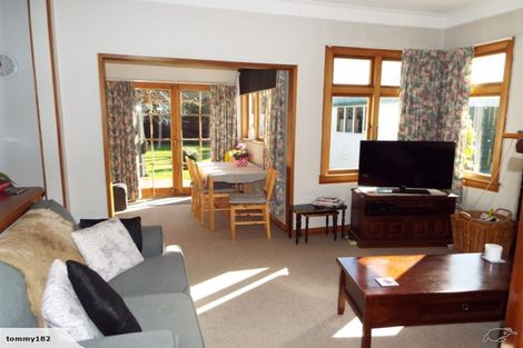 Photo of property in 24 Garrison Street, Carterton, 5713