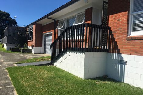 Photo of property in 2/13 Dodson Avenue, Milford, Auckland, 0620