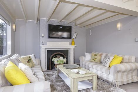 Photo of property in 364 Swanson Road, Ranui, Auckland, 0612