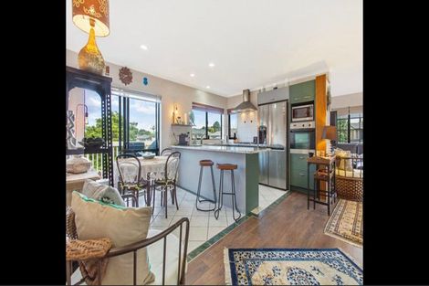 Photo of property in 1 Ashland Place, Weymouth, Auckland, 2103