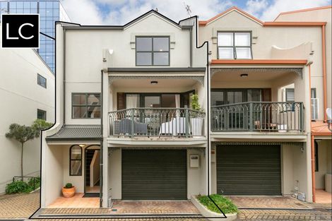 Photo of property in 83c Hill Street, Thorndon, Wellington, 6011