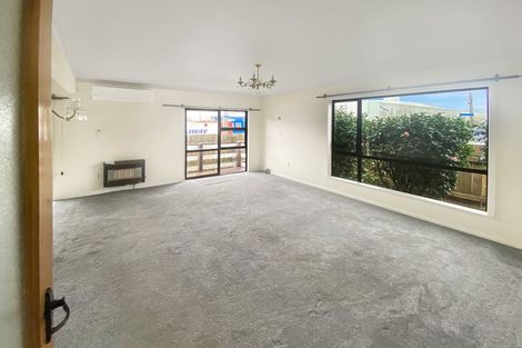 Photo of property in 2 Kirkcaldy Street, Petone, Lower Hutt, 5012