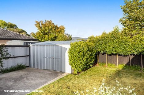 Photo of property in 2/18 Lamorna Road, Parklands, Christchurch, 8083