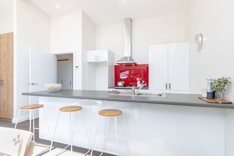 Photo of property in 18 Bell Road, Waiwhetu, Lower Hutt, 5010