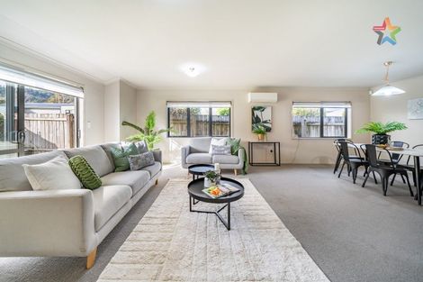 Photo of property in 14a Glen Road, Stokes Valley, Lower Hutt, 5019