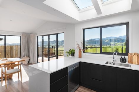 Photo of property in 49 Katania Heights, Brightwater, 7022