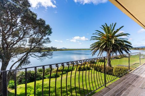 Photo of property in 16 Riverview Place, Waipu, 0582