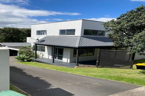 Photo of property in 135a Oceanview Road, Mount Maunganui, 3116