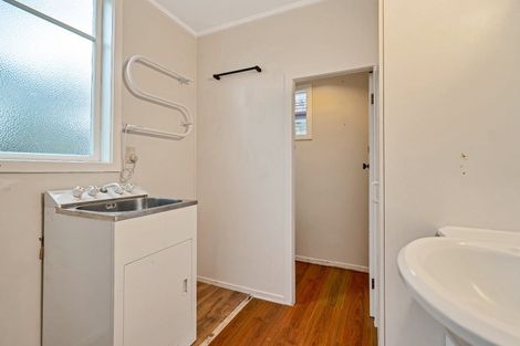 Photo of property in 30 Linwood Avenue, Mount Albert, Auckland, 1025