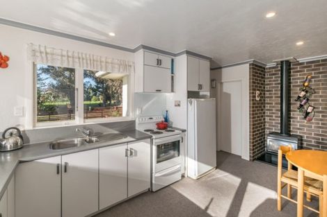 Photo of property in 146 Main North Road, Woodend, 7610