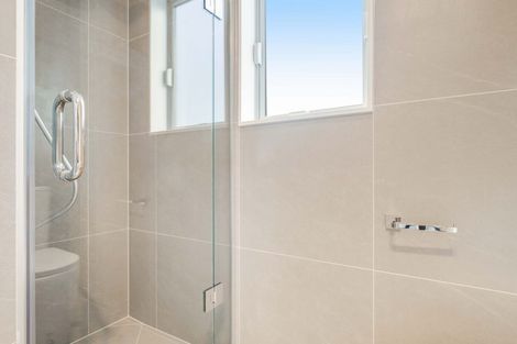 Photo of property in 1/15 Sea Vista Avenue, Beach Haven, Auckland, 0626